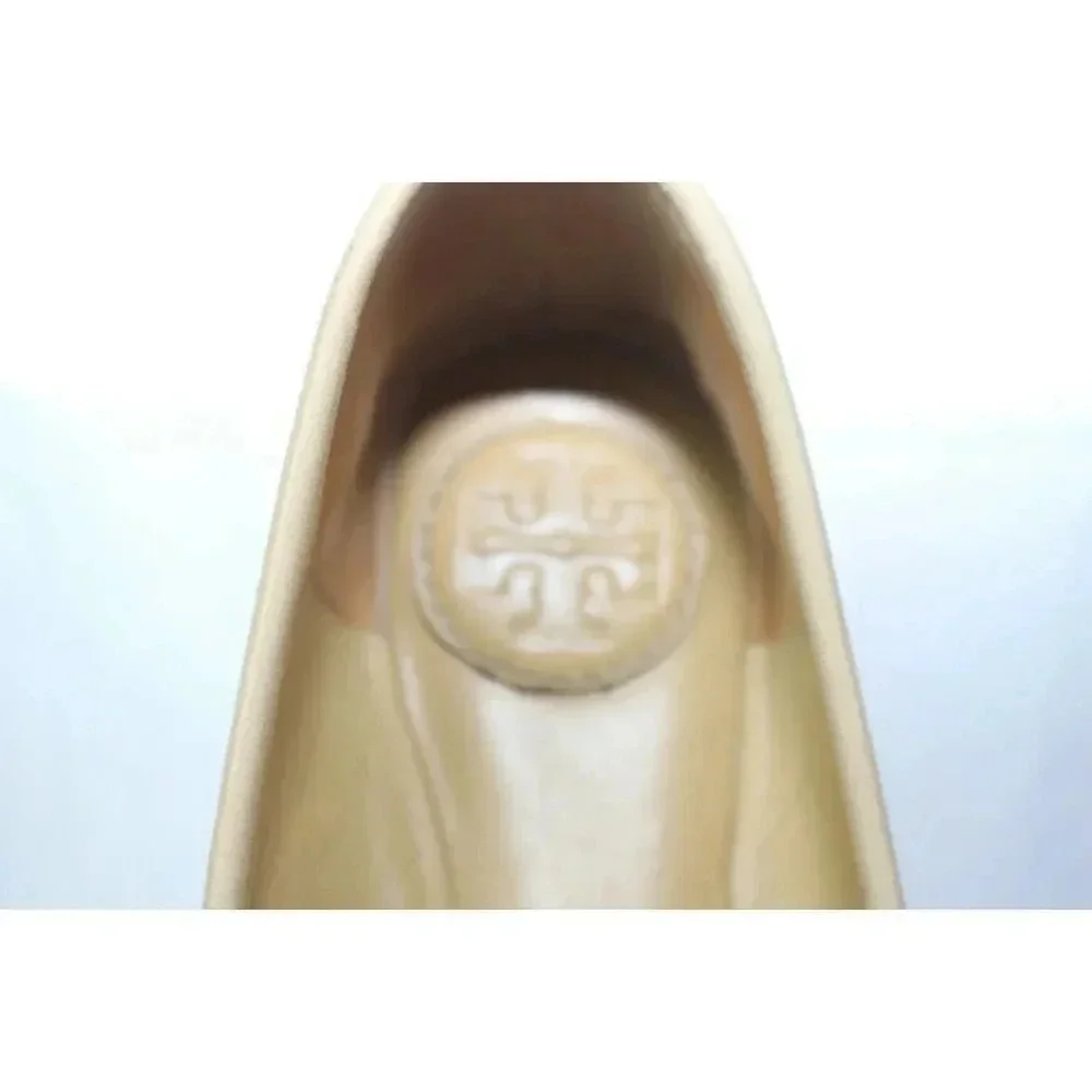 ladies TORY BURCH flats size 6M